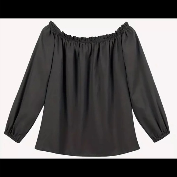 Black Off The Shoulder Top | Lantern Sleeves & Ruffles | XXL | NWT - Picture 3 of 5